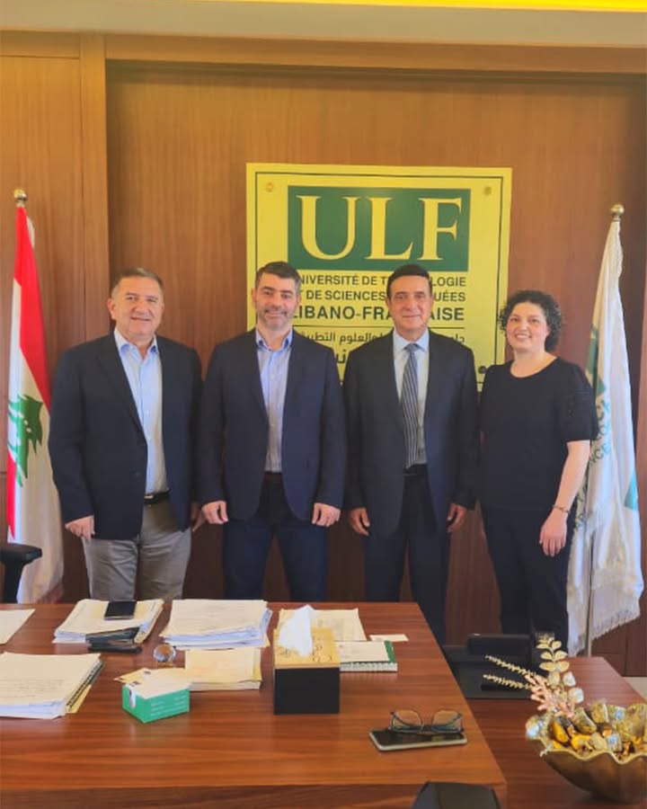 استقبل رئيس الجامعة اللبنانية الفرنسية (ULF) نقيب الصيادلة الدكتور عبد الرحمن مرقباوي